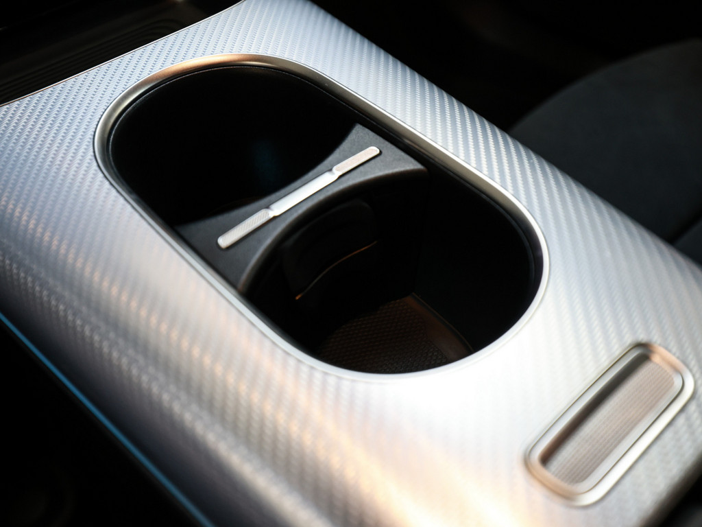 Bild 18 - CLA 250 + SB AMG Sport + Premium + Superscreen