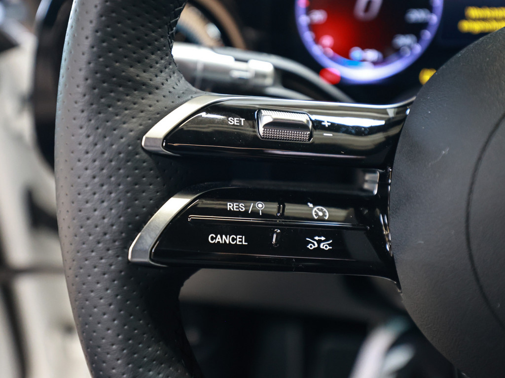 Bild 28 - CLA 250 + SB AMG Sport + Premium + Superscreen