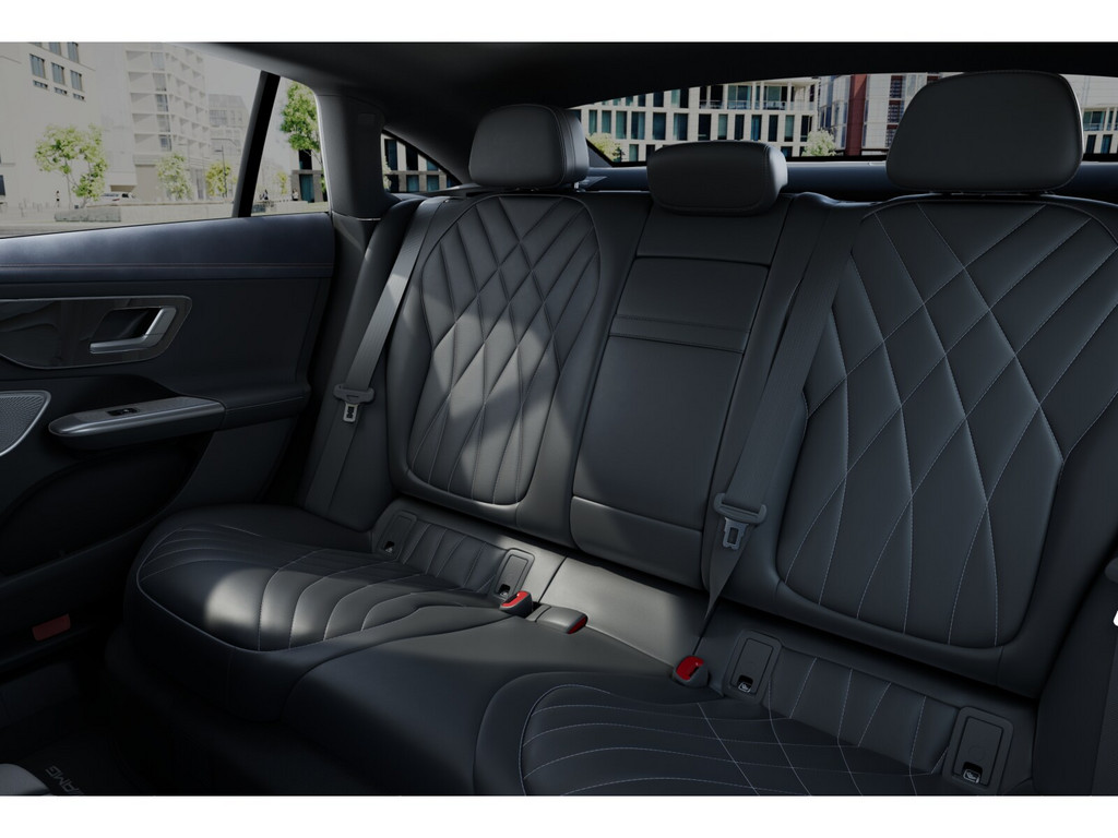 Bild 10 - EQE 350 + AMG Sport Edition
