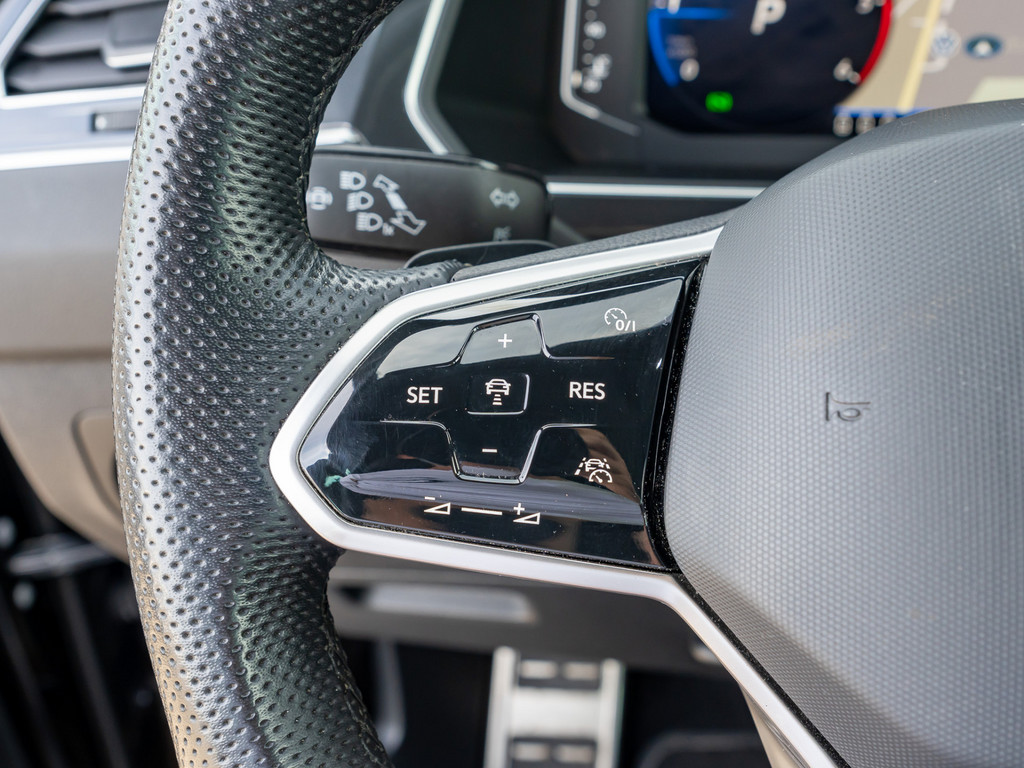Bild 16 - Tiguan R-Line 2.0 TDI DSG 4M