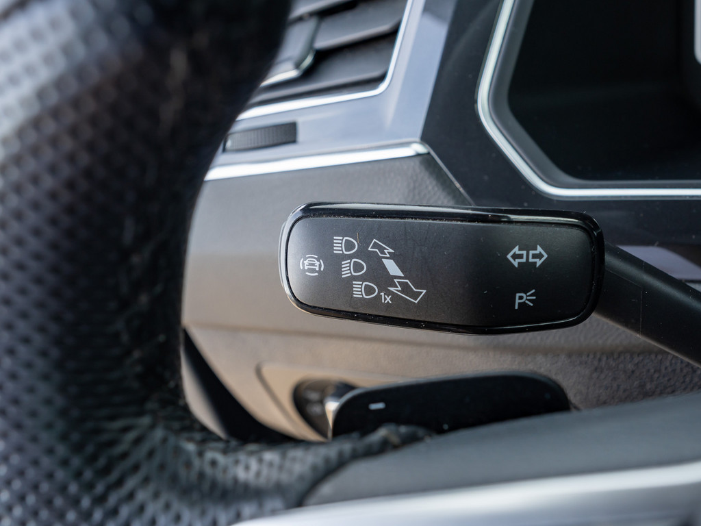 Bild 18 - Tiguan R-Line 2.0 TDI DSG 4M