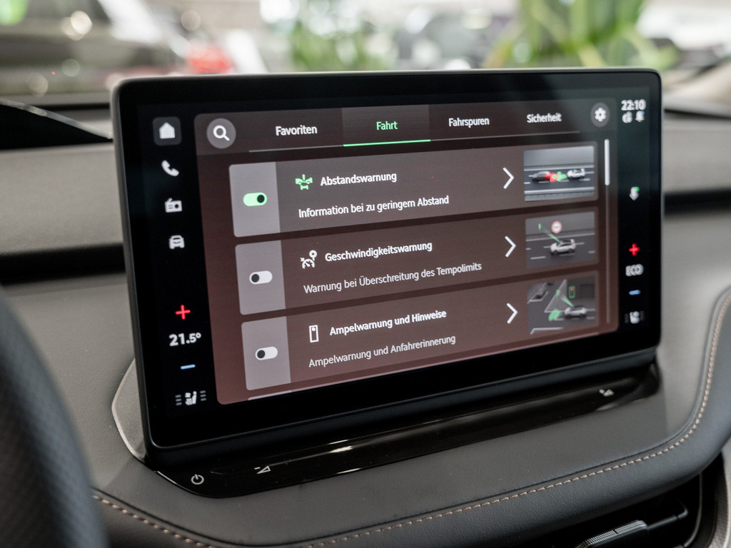 Bild 19 - Enyaq 85 Selection Pano AHK HUD 360 Kamera