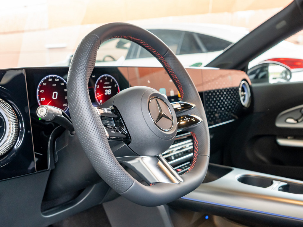 Bild 18 - CLA 200 Coupe AMG Line