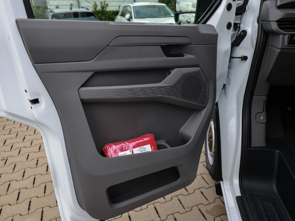 Bild 27 - Transporter Kasten 2.0 TDI KR