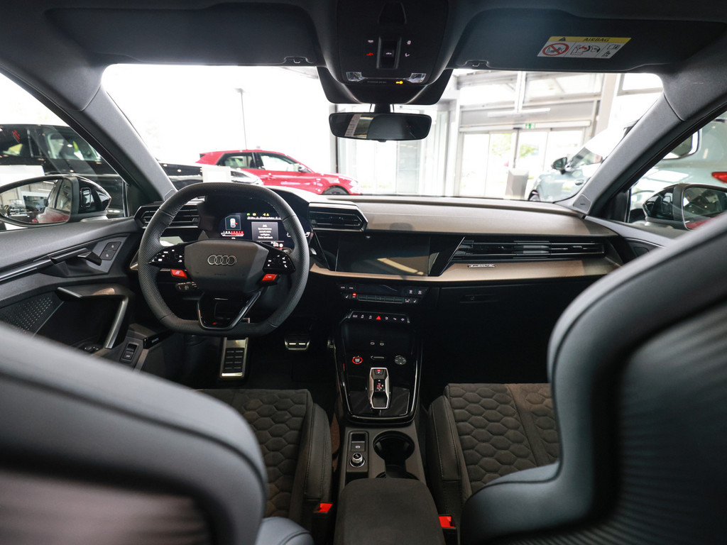 Bild 6 - RS 3 Sportback quattro S tronic 280kmh Pano