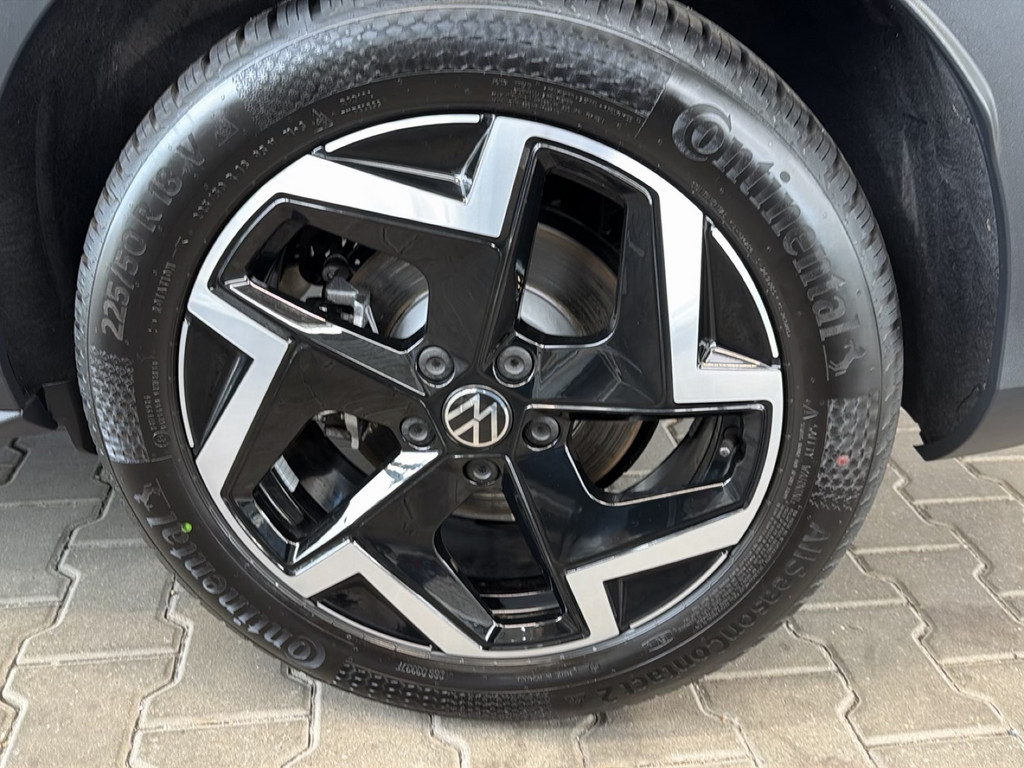 Bild 11 - T-Roc R-Line 1.5 l eTSI DSG