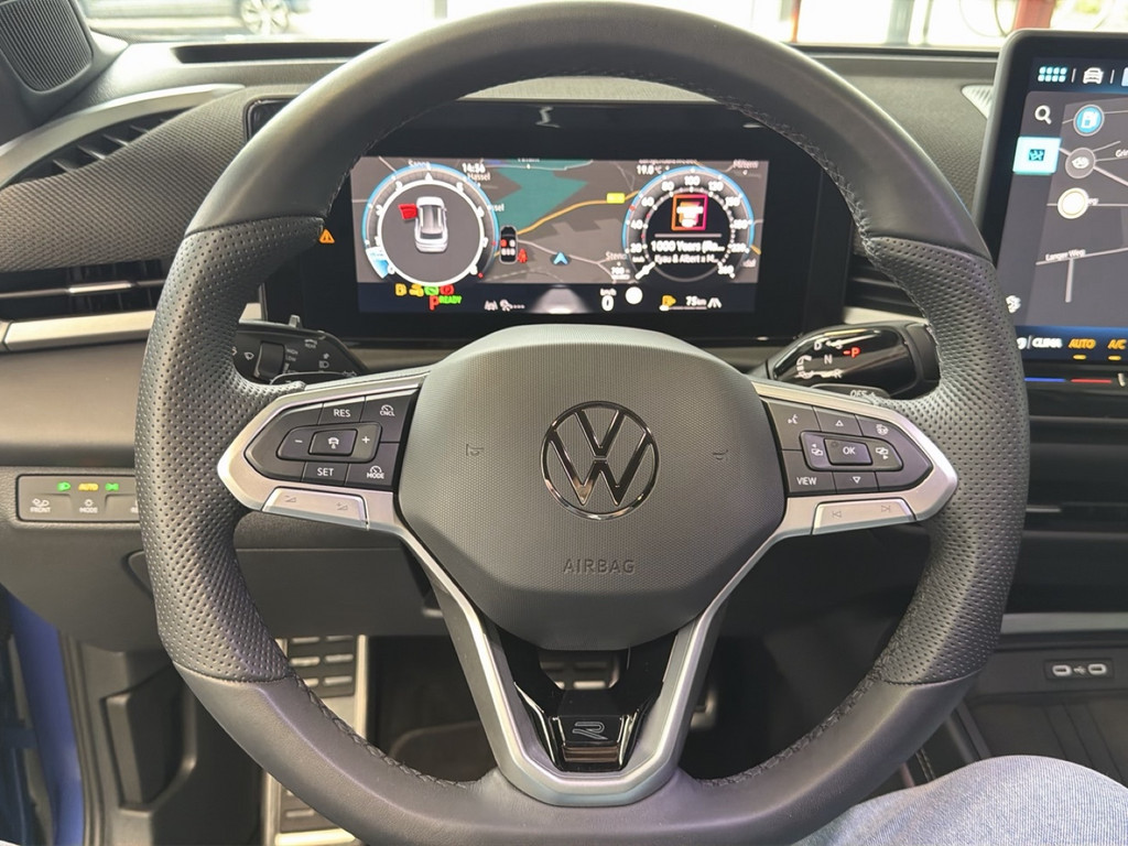 Bild 15 - T-Roc R-Line 1.5 l eTSI DSG