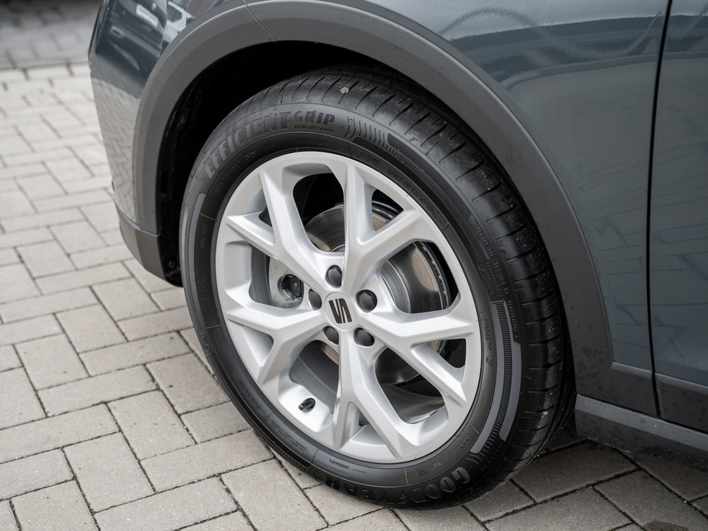 Bild 7 - ARONA FR 1.5 TSI DSG Navi Virtual ACC KeyLess LM