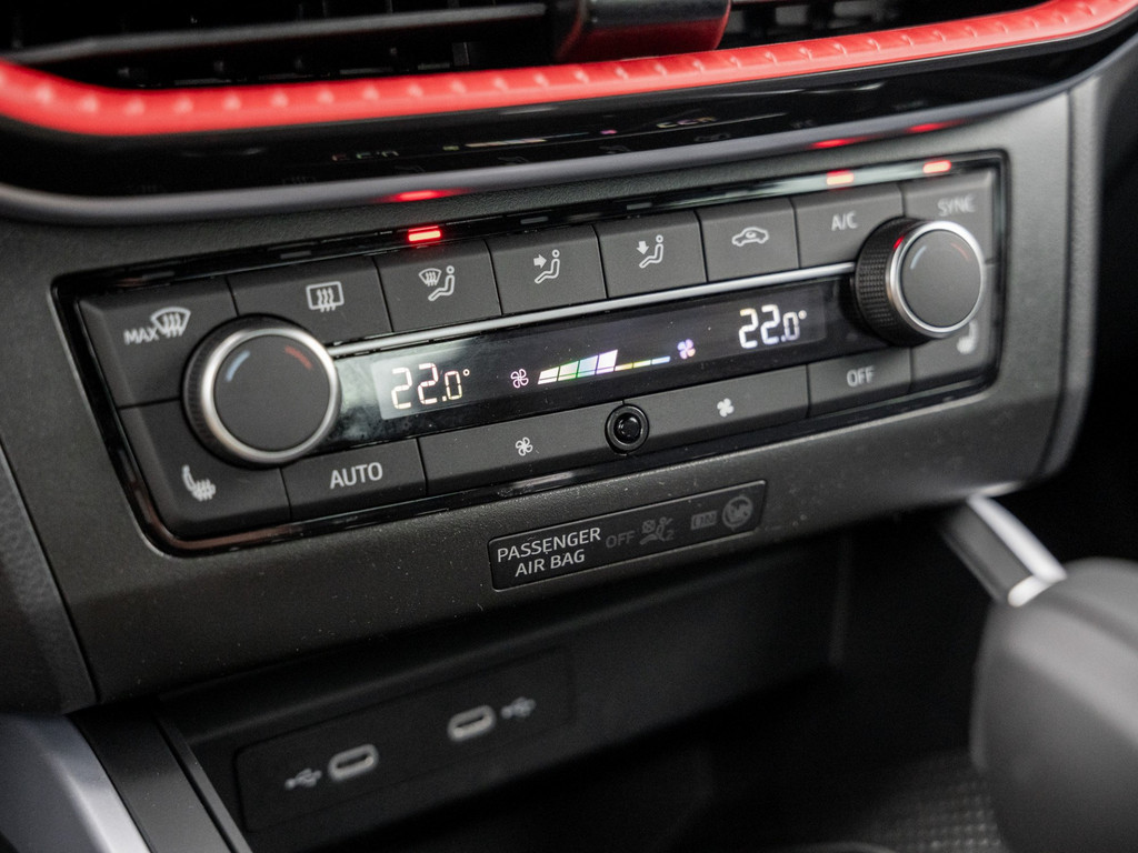 Bild 17 - ARONA FR 1.5 TSI DSG Navi Virtual ACC KeyLess LM