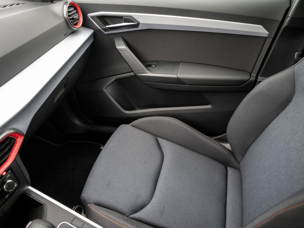 Bild 20 - ARONA FR 1.5 TSI DSG Navi Virtual ACC KeyLess LM