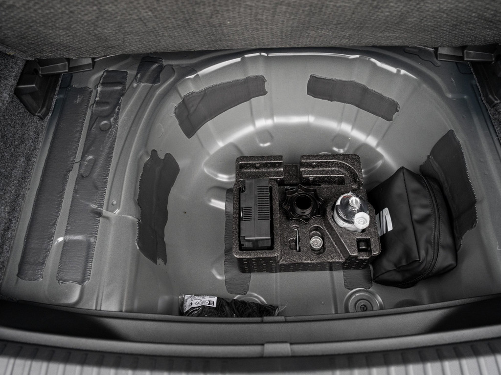 Bild 28 - ARONA FR 1.5 TSI DSG Navi Virtual ACC KeyLess LM