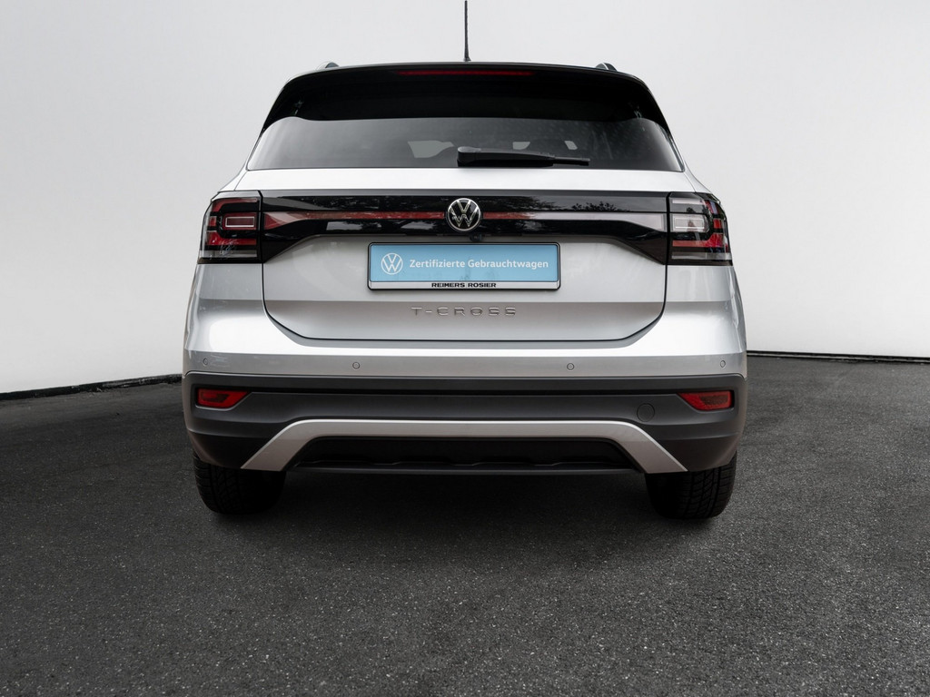 Bild 8 - T-Cross ACTIVE Life 1.0 TSI 81 kW Kam. Navi t Gang DSG