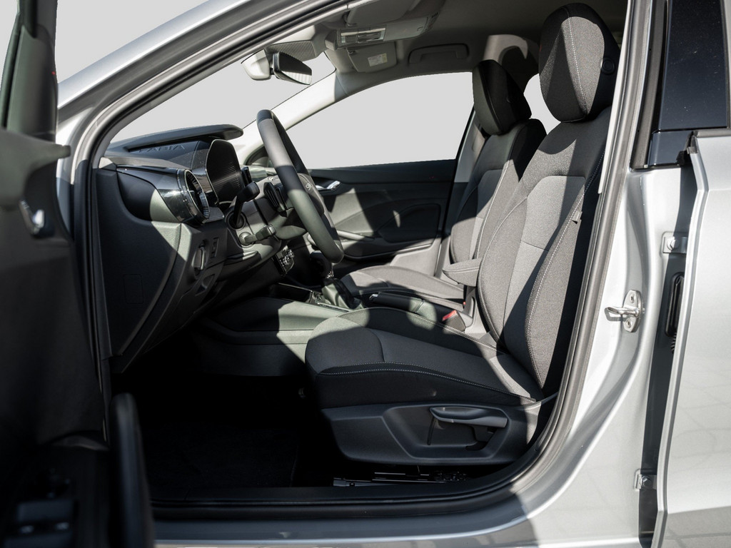 Bild 9 - Fabia Selection 1.5 TSI DSG AHK Kam. Navi ACC