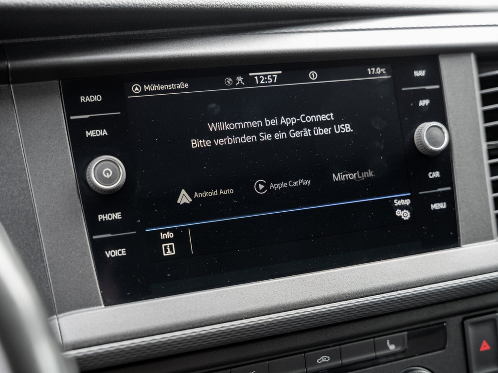 Bild 13 - T6.1 Kasten LR 2.0TDI DSG + LED + NAVI + KLIMA + PDC + SHZ