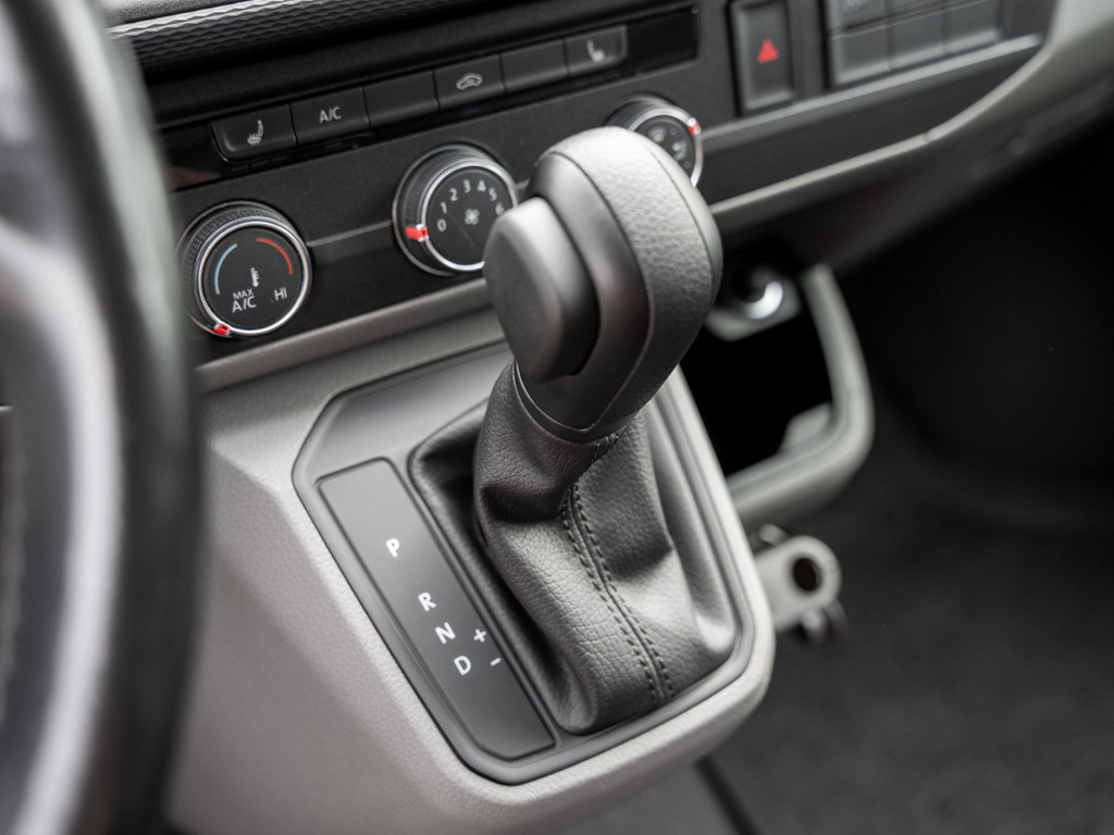 Bild 18 - T6.1 Kasten LR 2.0TDI DSG + LED + NAVI + KLIMA + PDC + SHZ