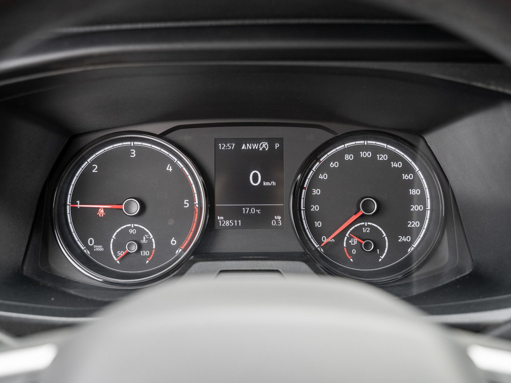 Bild 20 - T6.1 Kasten LR 2.0TDI DSG + LED + NAVI + KLIMA + PDC + SHZ