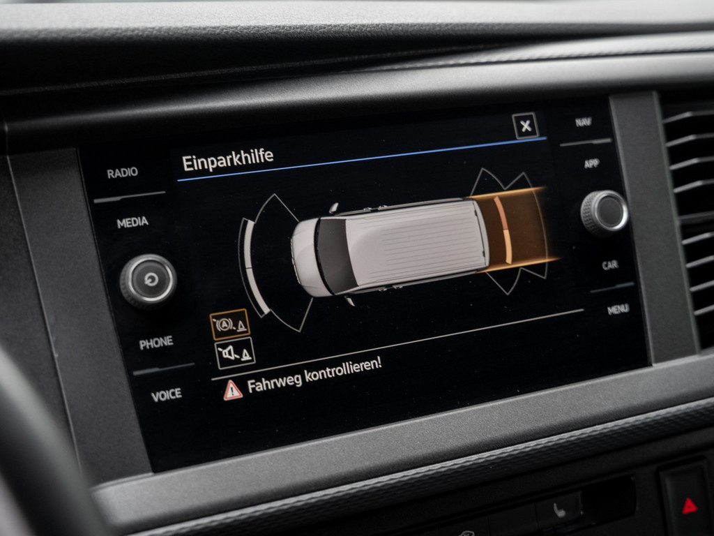 Bild 9 - T6.1 Kasten LR 2.0TDI DSG + LED + NAVI + KLIMA + GRA + PDC