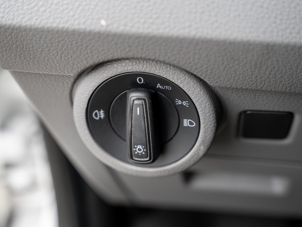 Bild 21 - T6.1 Kasten LR 2.0TDI DSG + LED + NAVI + KLIMA + GRA + PDC