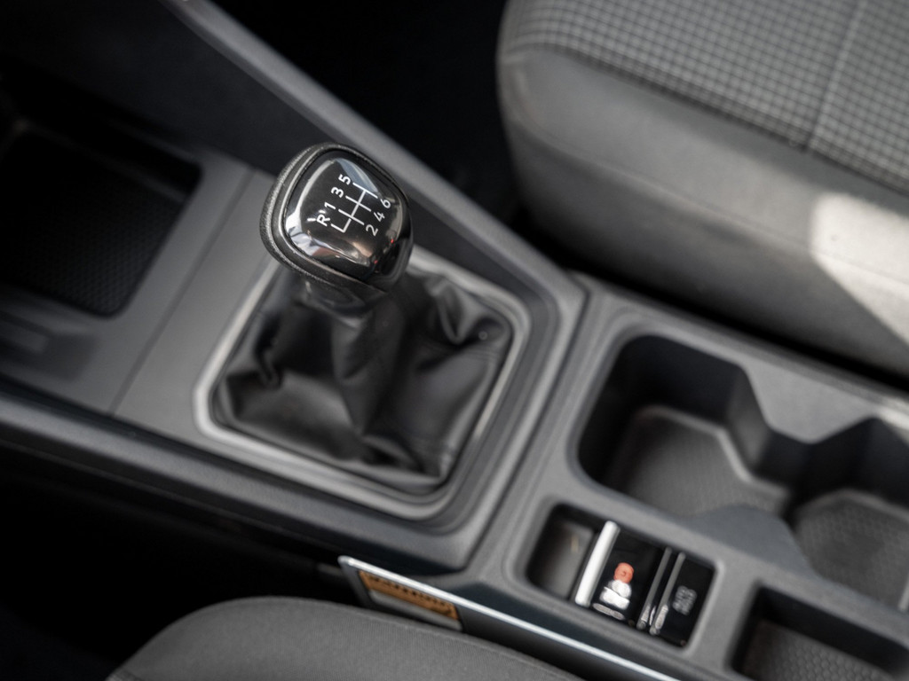 Bild 17 - Caddy Cargo KR 2.0TDI KLIMA + GJR + MFL + HECKFLÜGEL