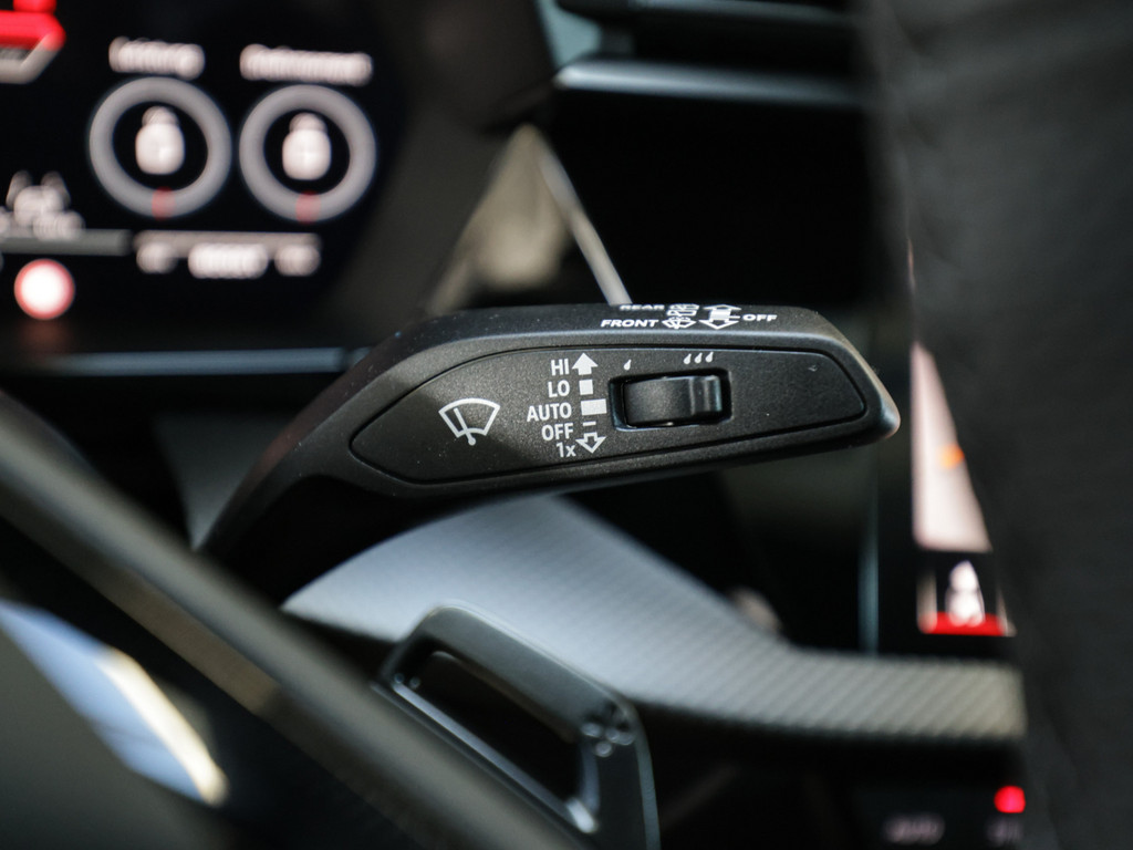 Bild 20 - RS3 Sportback quattro S tronic 280kmh Pano 360 Grad