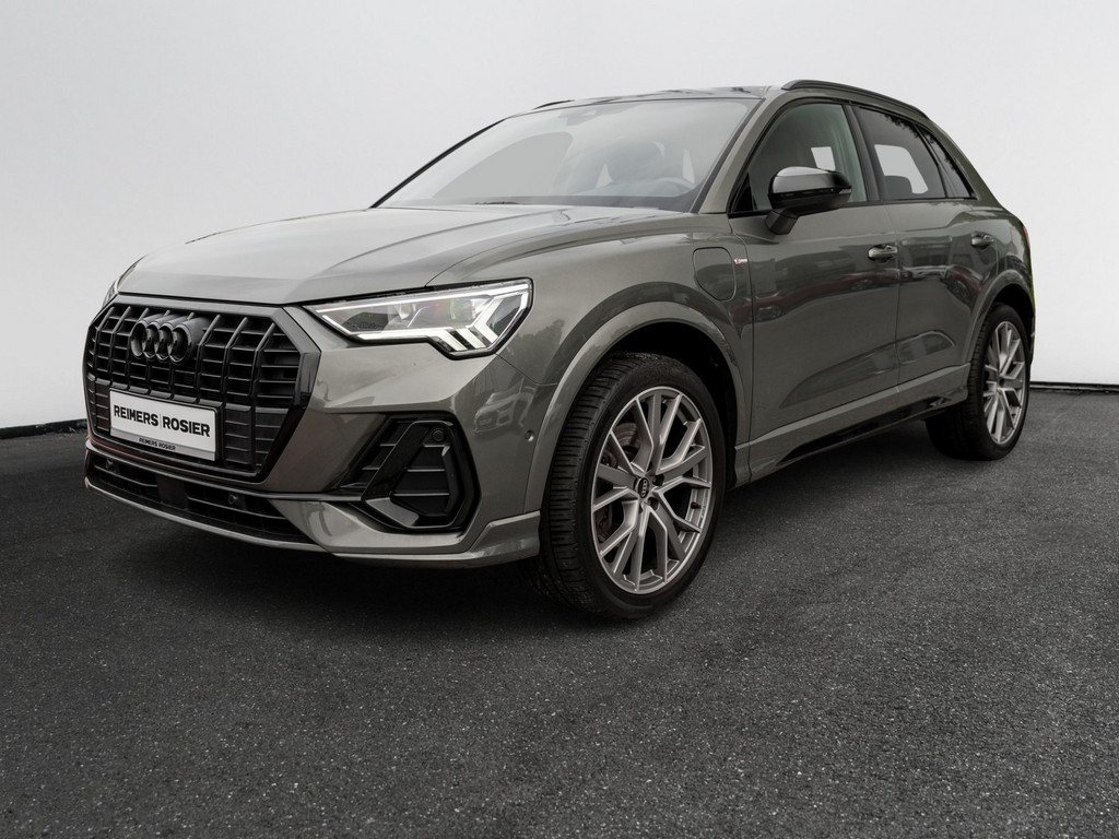 Bild 3 - Q3 TFSI e S line S line 45 TFSI e 180245 S tronic
