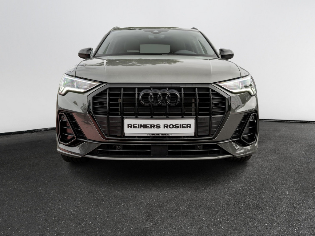 Bild 5 - Q3 TFSI e S line S line 45 TFSI e 180245 S tronic