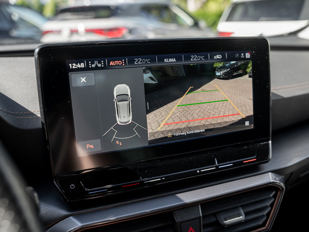 Bild 15 - Formentor TSI Kam. Navi Virtual el.Heck ACC LED