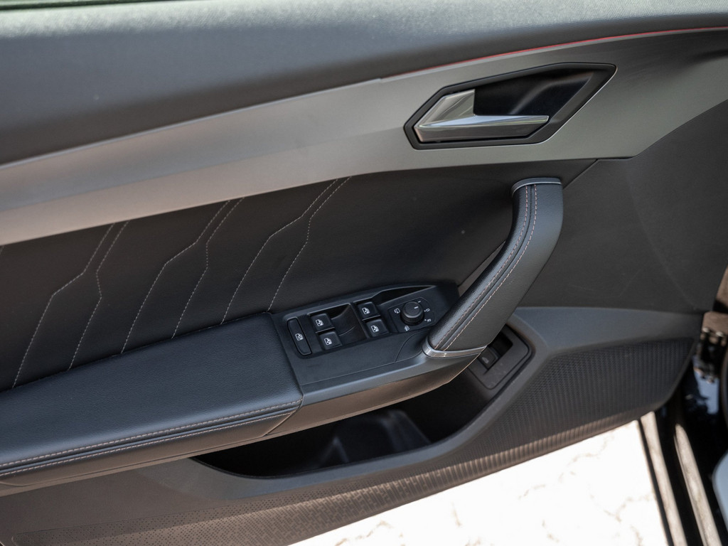 Bild 25 - Formentor TSI Kam. Navi Virtual el.Heck ACC LED