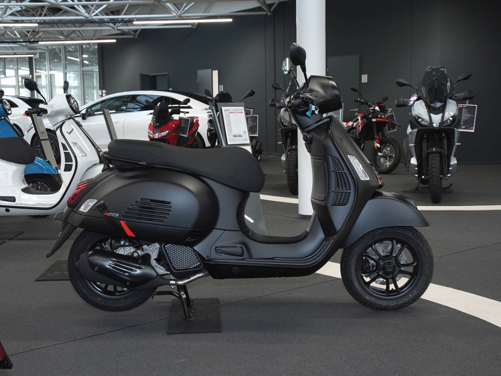 Bild 4 - GTS SuperSport 125 E5 +  MY26