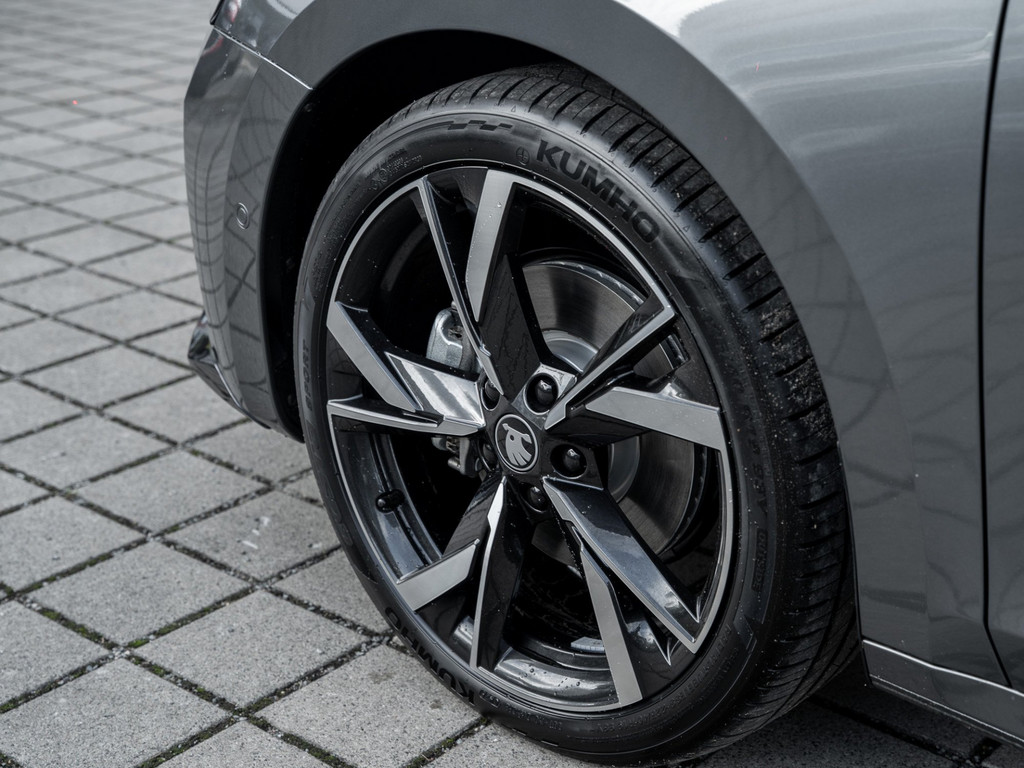 Bild 9 - Octavia Combi Sportline 2.0 TSI DSG 4x4 AHK Pano