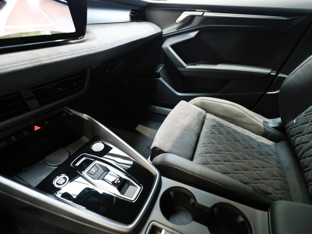 Bild 16 - A3 Sportback S line black Business Plus AHK Tech Plus
