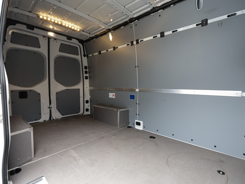 Bild 6 - Sprinter 319 CDI 4x4 Kasten PRO L2H2