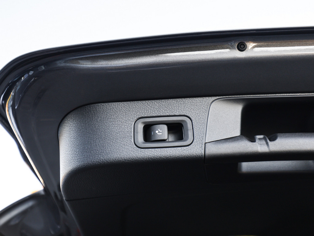 Bild 33 - GLB 200 AMG Sport Premium