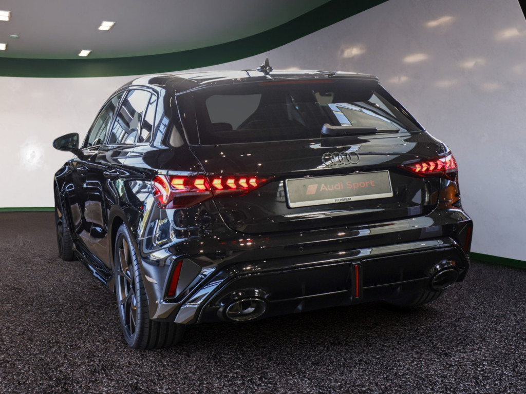 Bild 4 - RS 3 Sportback quattro S tronic 280kmh Pano 360 Grad