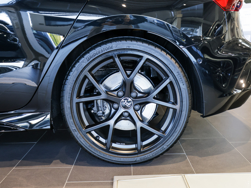 Bild 6 - RS 3 Sportback quattro S tronic 280kmh Pano 360 Grad