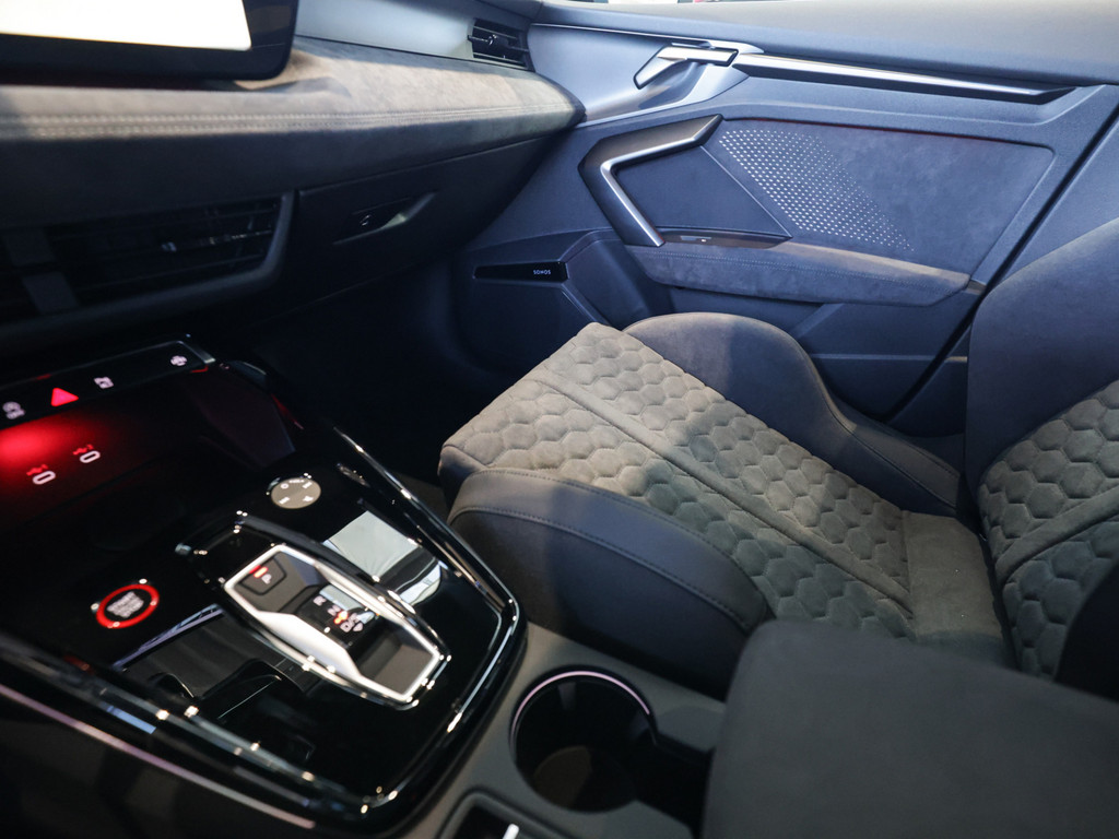 Bild 16 - RS 3 Sportback quattro S tronic 280kmh Pano 360 Grad