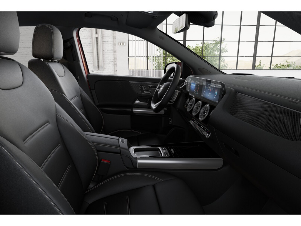 Bild 10 - GLA 200 AMG Sport Premium