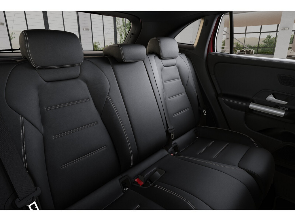 Bild 11 - GLA 200 AMG Sport Premium