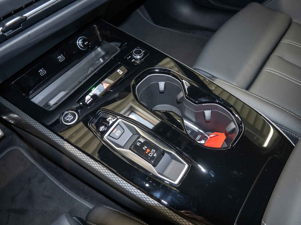 Bild 13 - A5 Avant e-hybrid quattro AHK