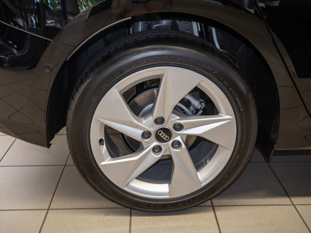 Bild 6 - A3 Sportback Business Plus AHK 360Grad