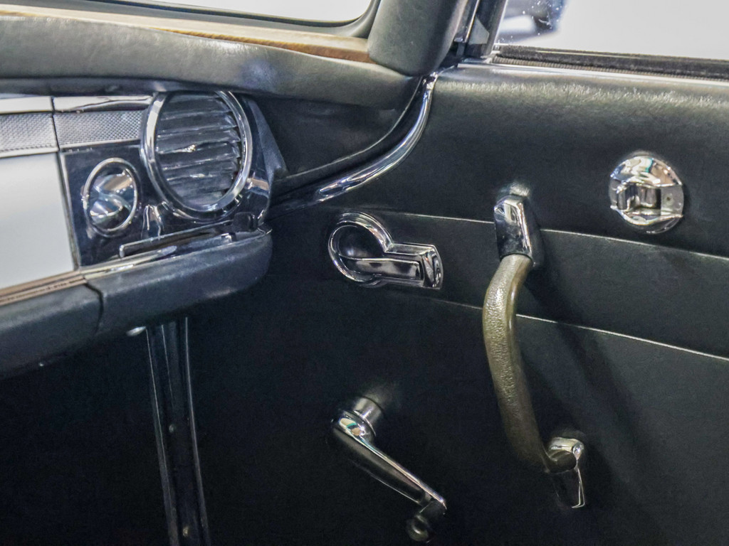 Bild 11 - 230 SL - ein Traum in weiß