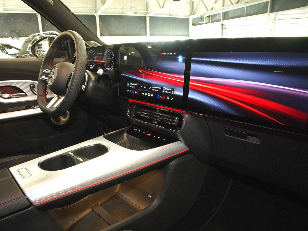 Bild 9 - GLB 250 + AMG Line mit EQ Technologie