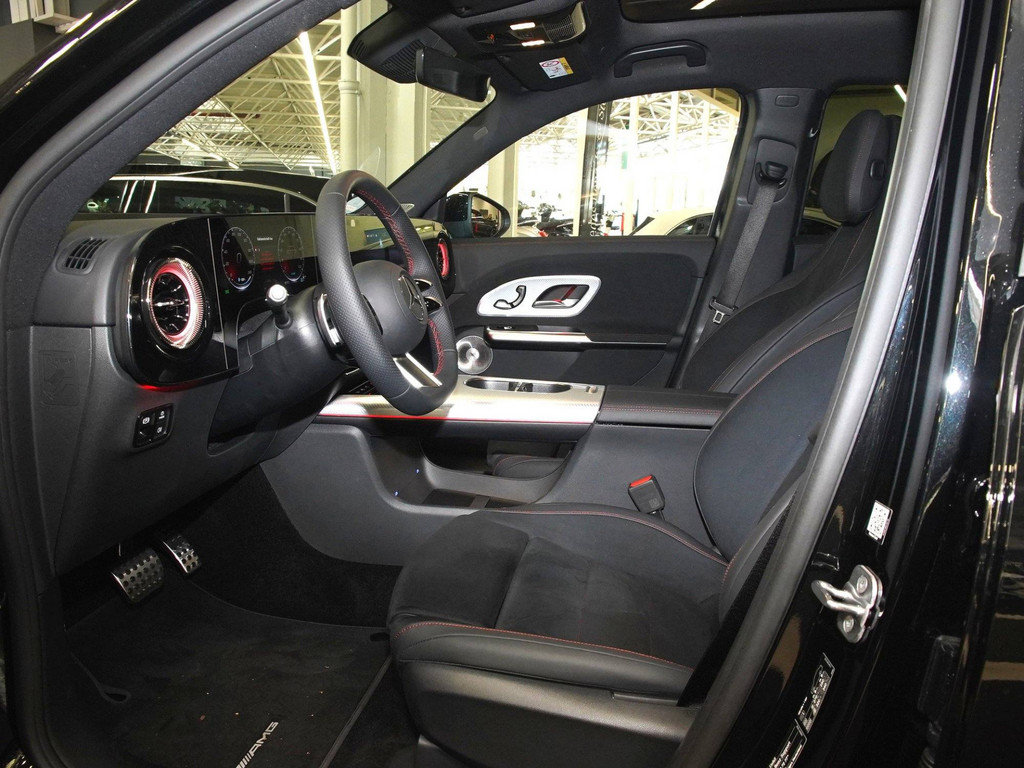 Bild 10 - GLB 250 + AMG Line mit EQ Technologie