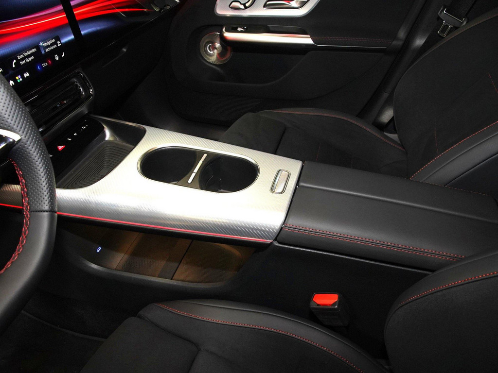 Bild 14 - GLB 250 + AMG Line mit EQ Technologie