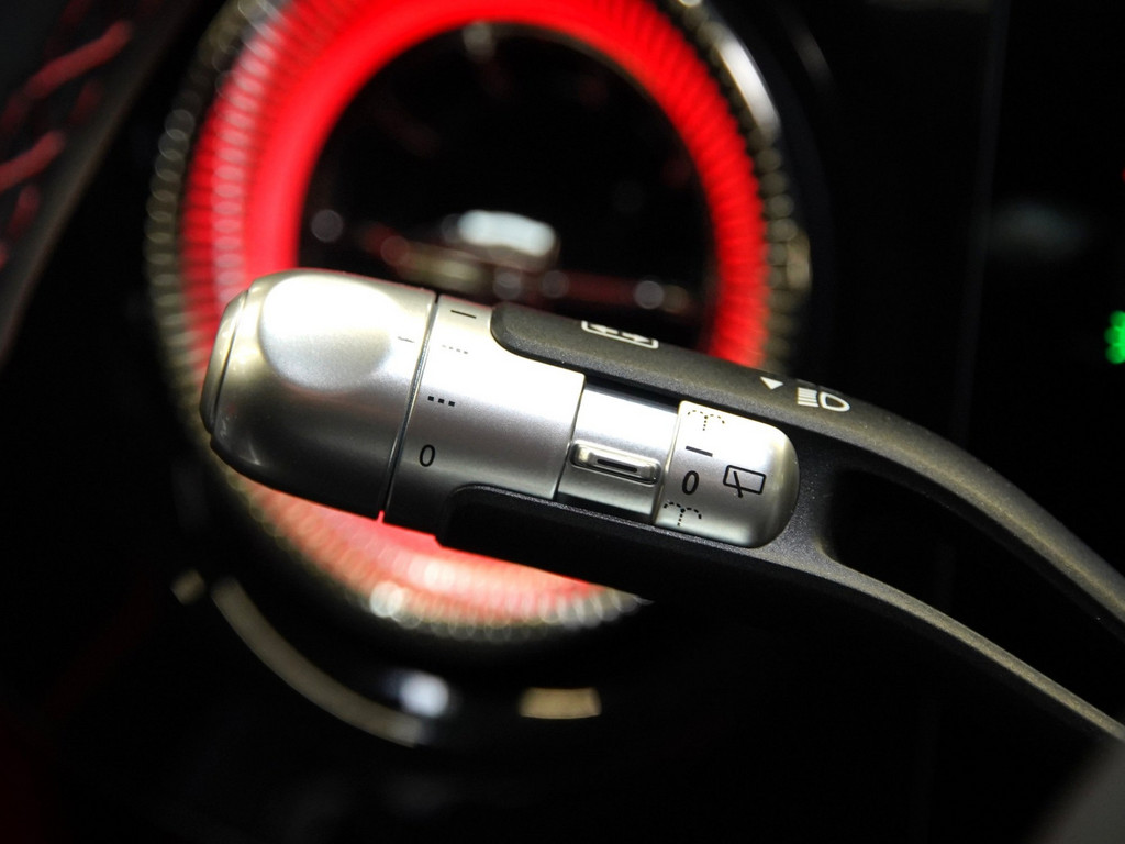 Bild 20 - GLB 250 + AMG Line mit EQ Technologie