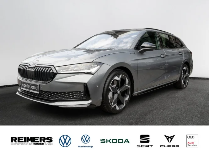 Details zum Fahrzeug: SKODA Superb Combi Sportline 2.0 TDI DSG 4x4 DCC AHK