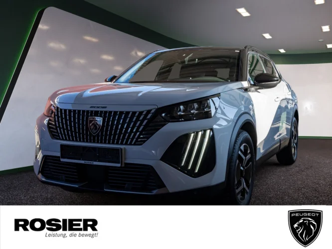 Details zum Fahrzeug: PEUGEOT 2008 GT HYBRID 136 e-DSC6