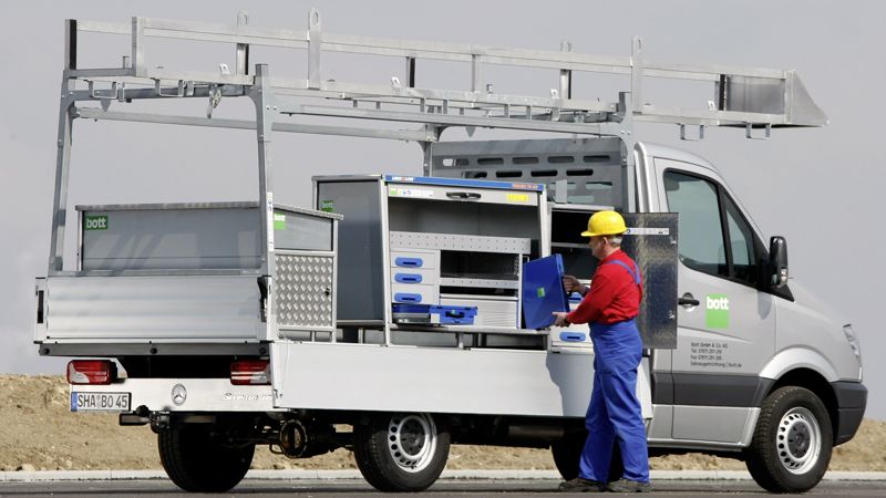 Mercedes-Benz Sprinter bei Rosier im Sauerland und Paderborner Land in Stendal und auf Sylt