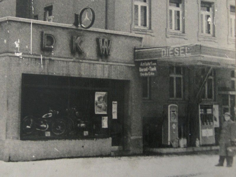 rosier_historie_tankstelle_800x600.jpg