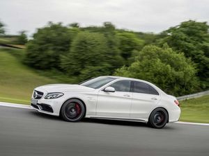 Entdecken Sie die Mercedes-Benz C 63 AMG Limousine bei Ihrem MB Partner ROSIER